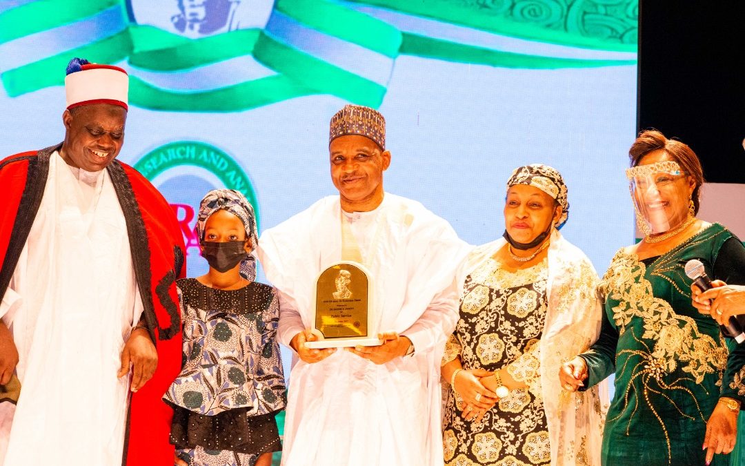 Jamoh Receives Zik Award, Thanks Buhari