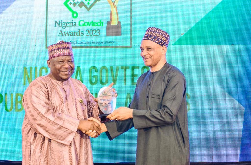 NIMASA, OTHERS RECEIVE PRESIDENTIAL RECOGNITION FOR EMBRACING REFORMS.  